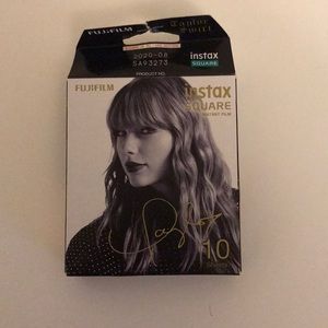 Polaroid film for instax square